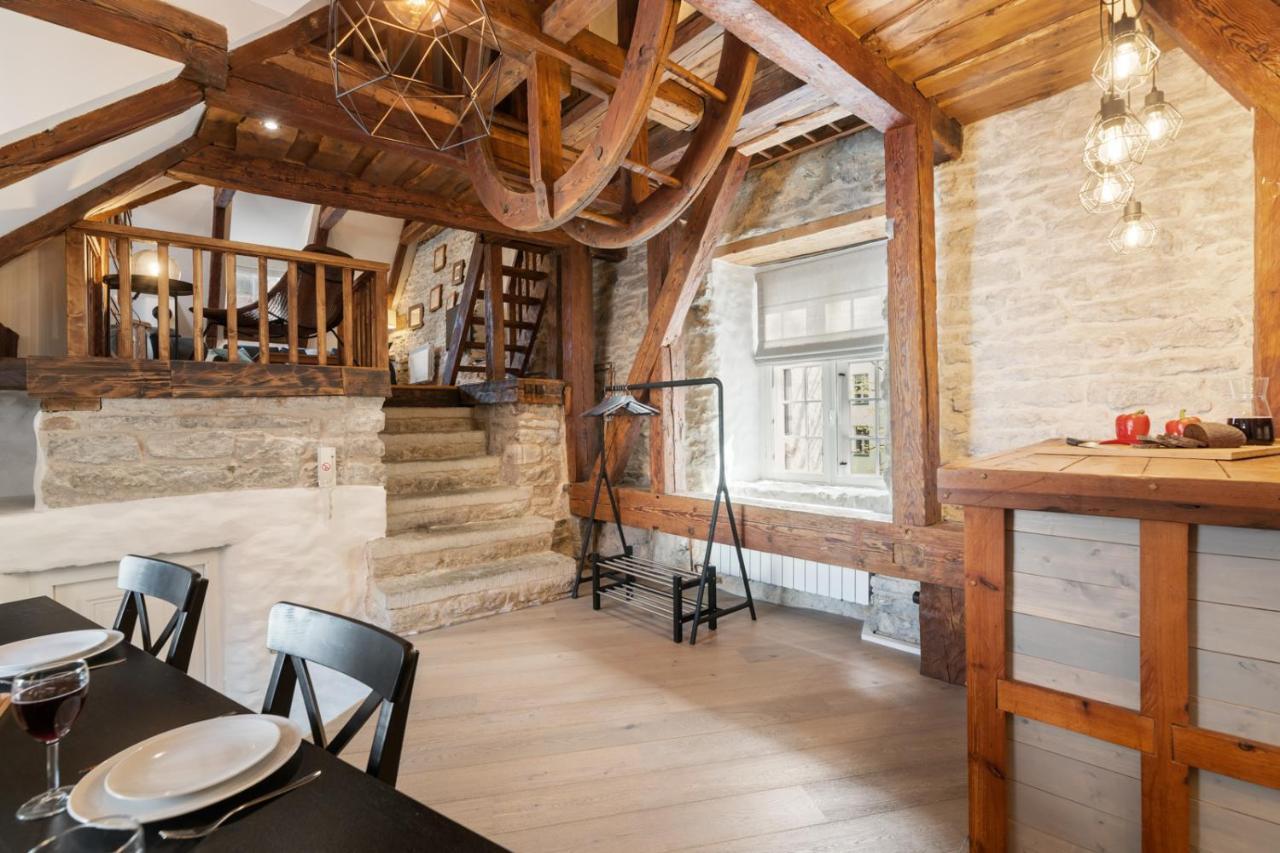 Hilltop Apartments - Old Town Kuninga Tallinn Luaran gambar