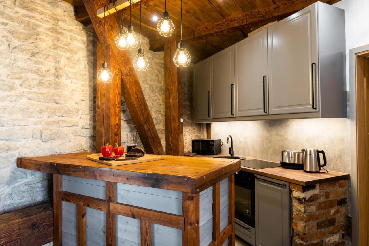 Hilltop Apartments - Old Town Kuninga Tallinn Luaran gambar