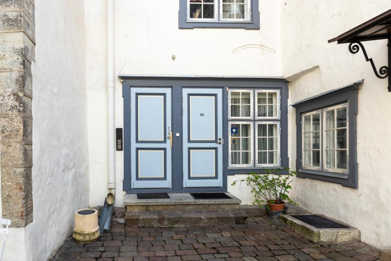 Hilltop Apartments - Old Town Kuninga Tallinn Luaran gambar