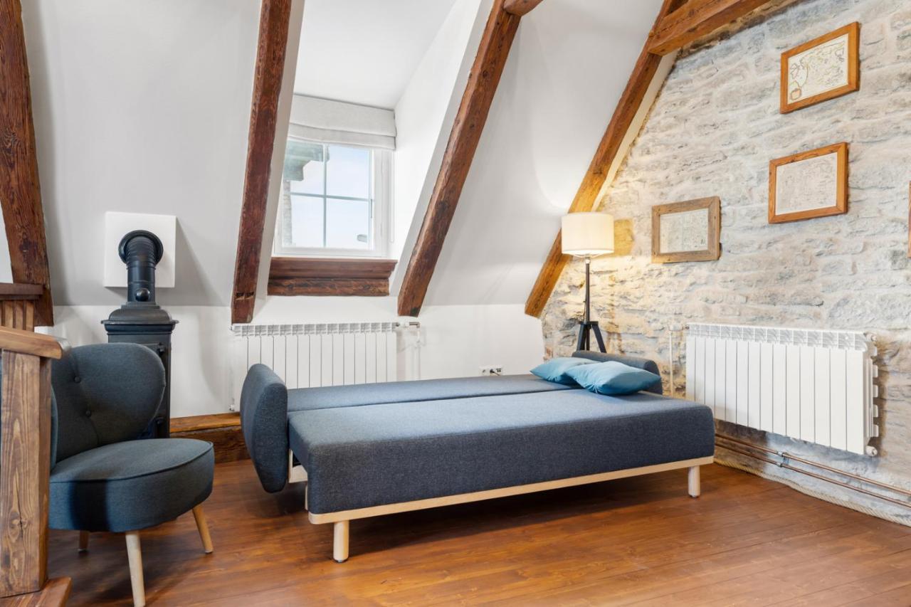 Hilltop Apartments - Old Town Kuninga Tallinn Luaran gambar